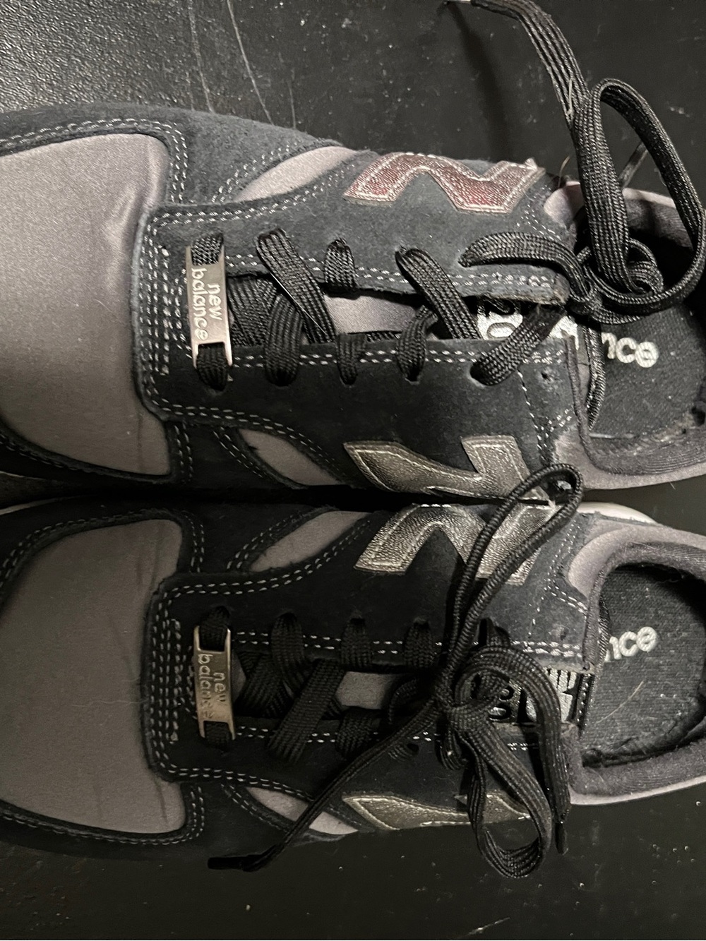New Balance Women’s Gray & Black Athletic Sneakers